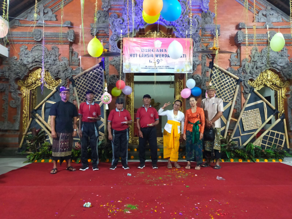 Perayaan Hut Lansia Werda Bhakti Banjar Pempatan ang ke- 9